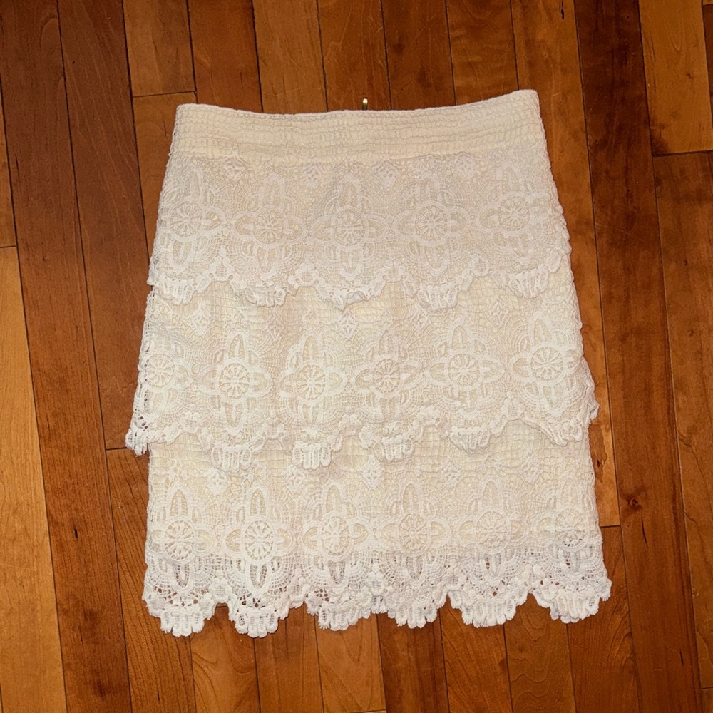 Y2K Dynamite Ivory Crochet Tiered Mini Skirt